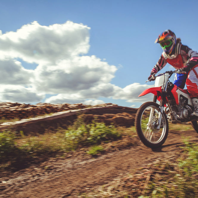 A Beginner's Guide to Riding Electric Dirt Bikes