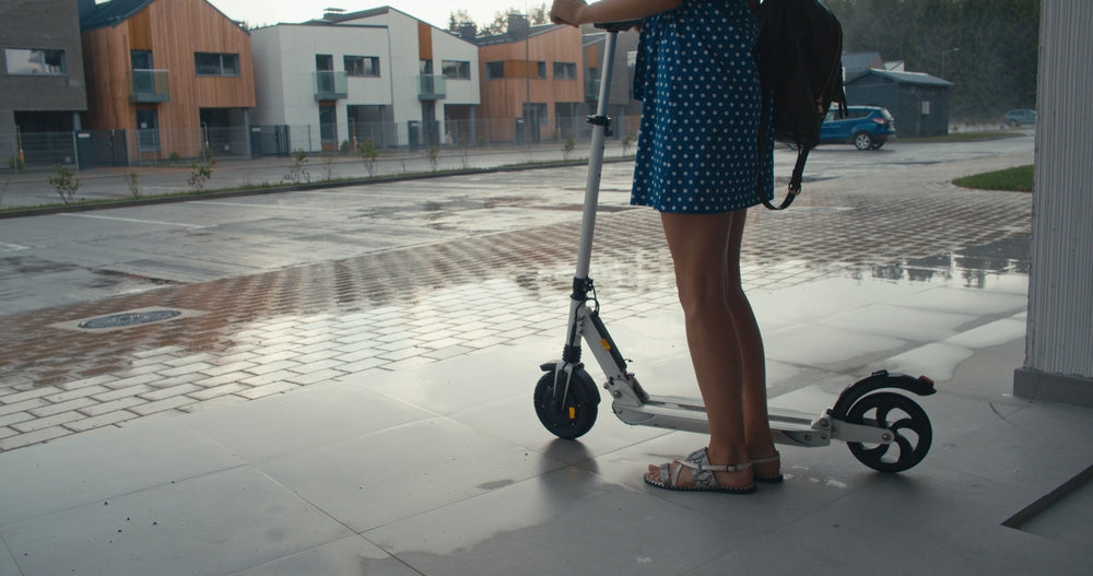 How Weather-Resistant E-Scooters Keep You Riding